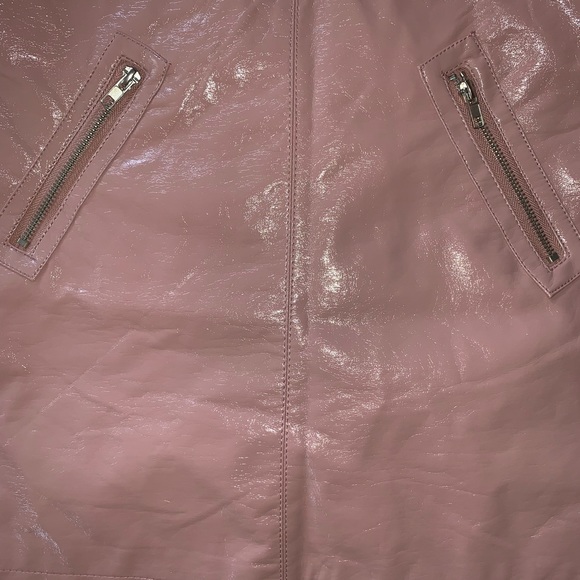 Pleather Pink Mini Skirt💕 - Picture 4 of 6